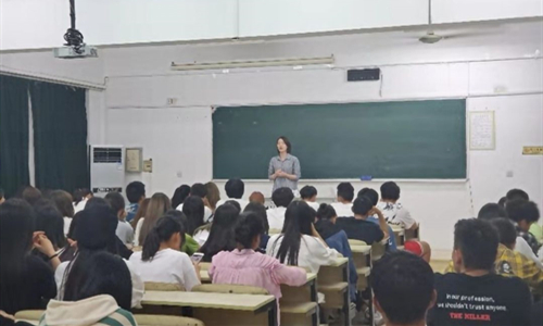 专业介绍2_副本.jpg